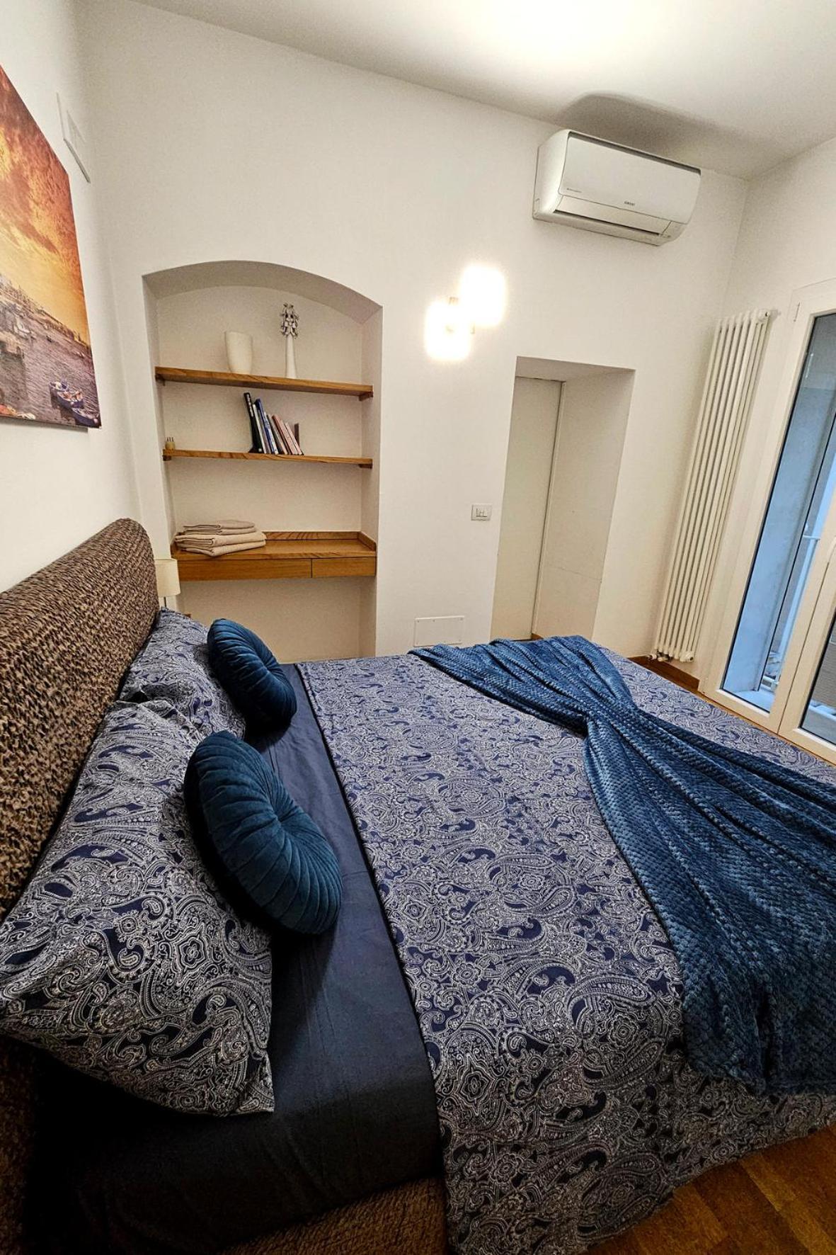 Bari Old City Suite Bagian luar foto